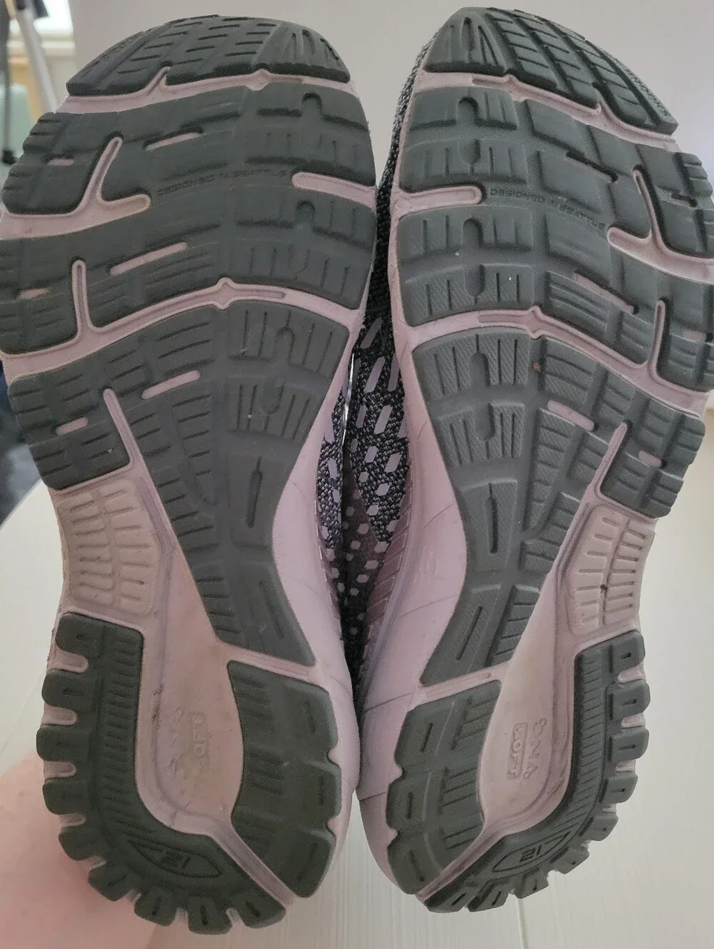 BROOKS Adrenaline 21 Women's 10.5B Grey/Purple
